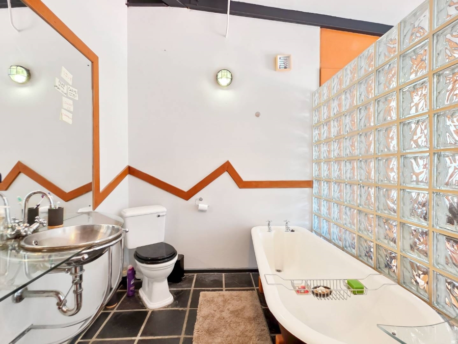 1 Bedroom Property for Sale in Cape Town City Centre Western Cape